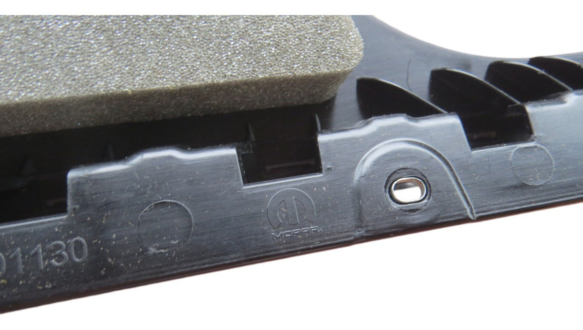 Moldura Coluna Traseira Lado Direito Fiat Toro 2016/2021 Original 100232500