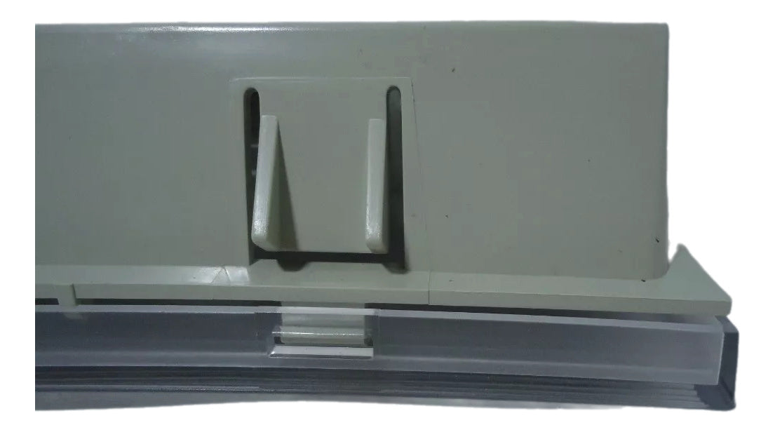 Lanterna Luz de Cortesia Porta Malas Freemont Journey 2012/2016 Original Fiat K04685928AA