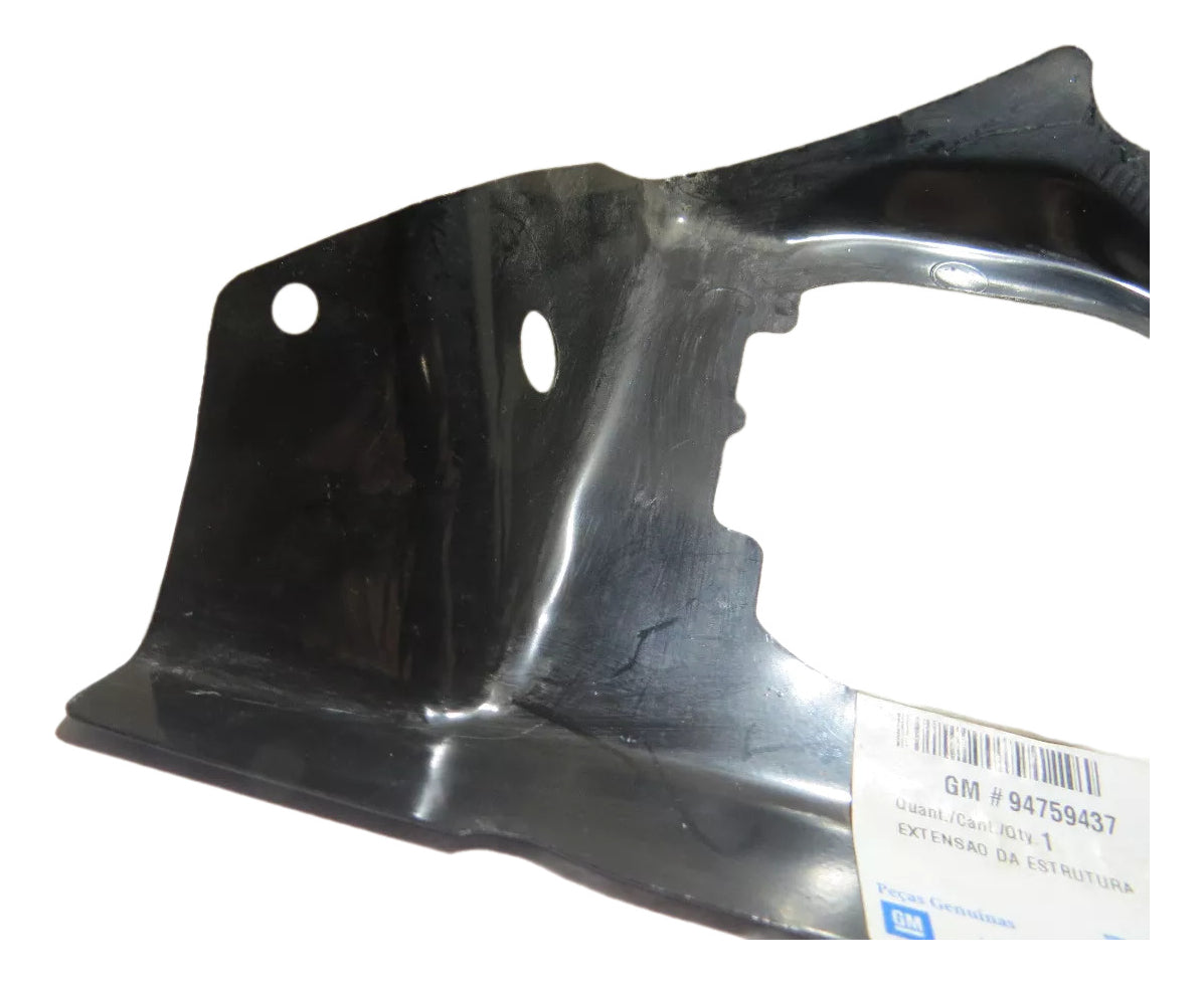 Extensão do Alojamento da Lanterna Traseira Direita Onix 2013/2019 Original GM 94759437