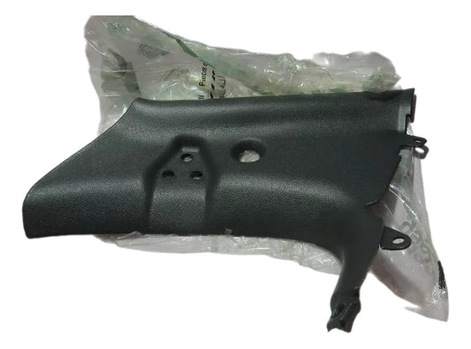 Moldura Acabamento Coluna Traseira Lado Direito Palio 2001/2017 Original Fiat 735291753