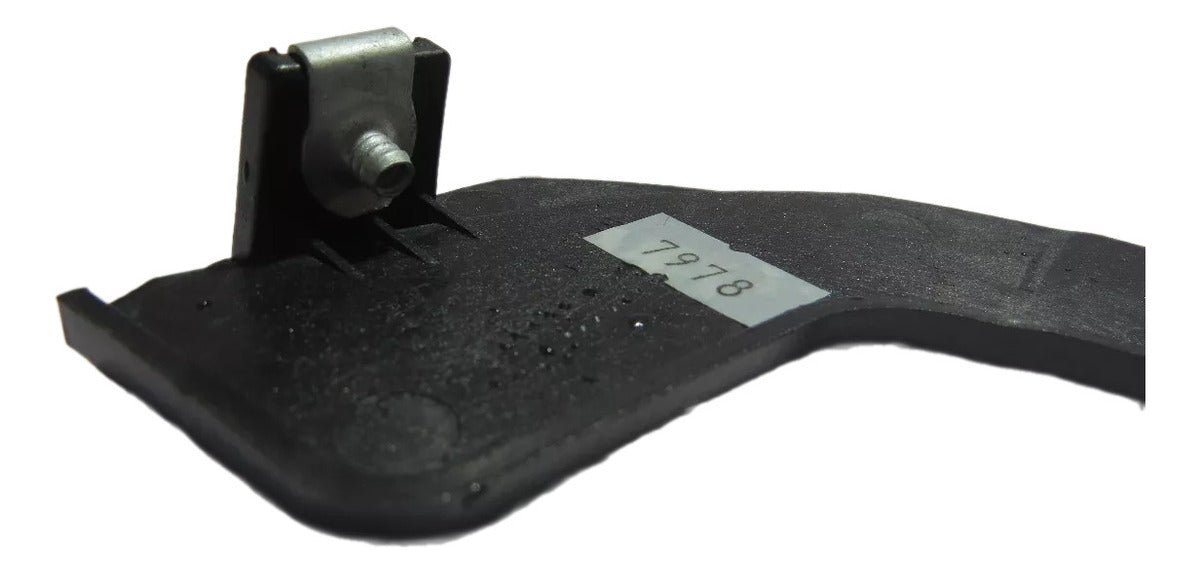 Trilho Guia Inferior Esquerdo Parachoque Chevrolet Cruze 2015/2016 Original GM 95207978