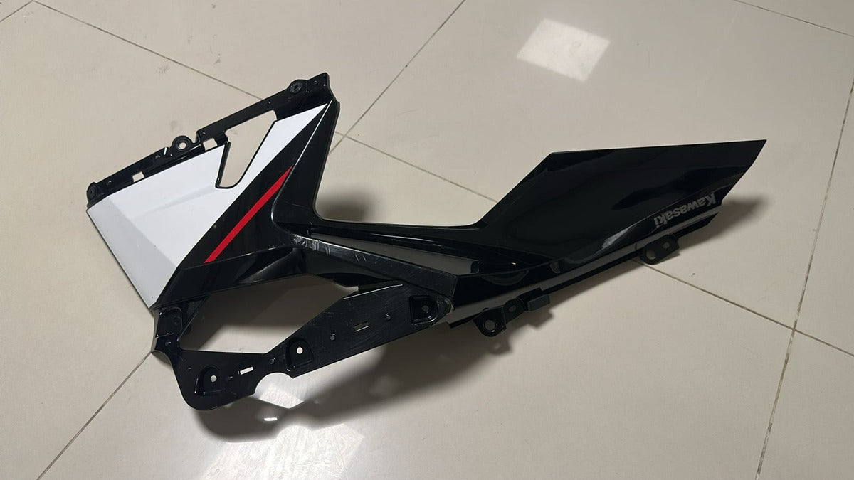 Carenagem Spoiler Lateral Lado Direito Kawasaki Ninja 400 2013/2018 Original Kawasaki