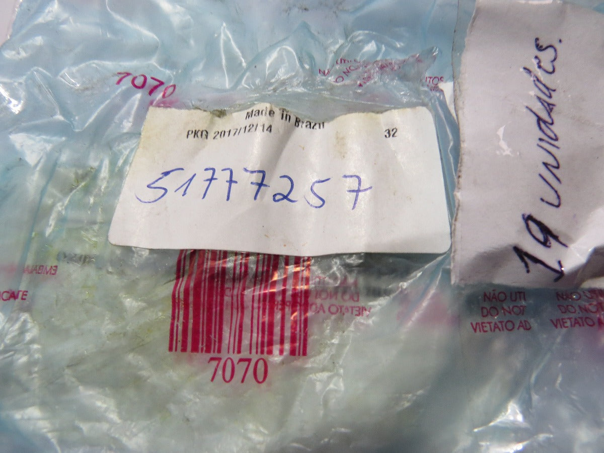 Fechadura Inferior Capô Grand Siena Punto Linea Original Fiat 51777257