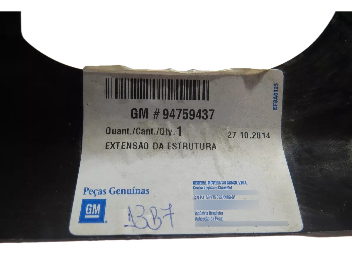 Extensão do Alojamento da Lanterna Traseira Direita Onix 2013/2019 Original GM 94759437