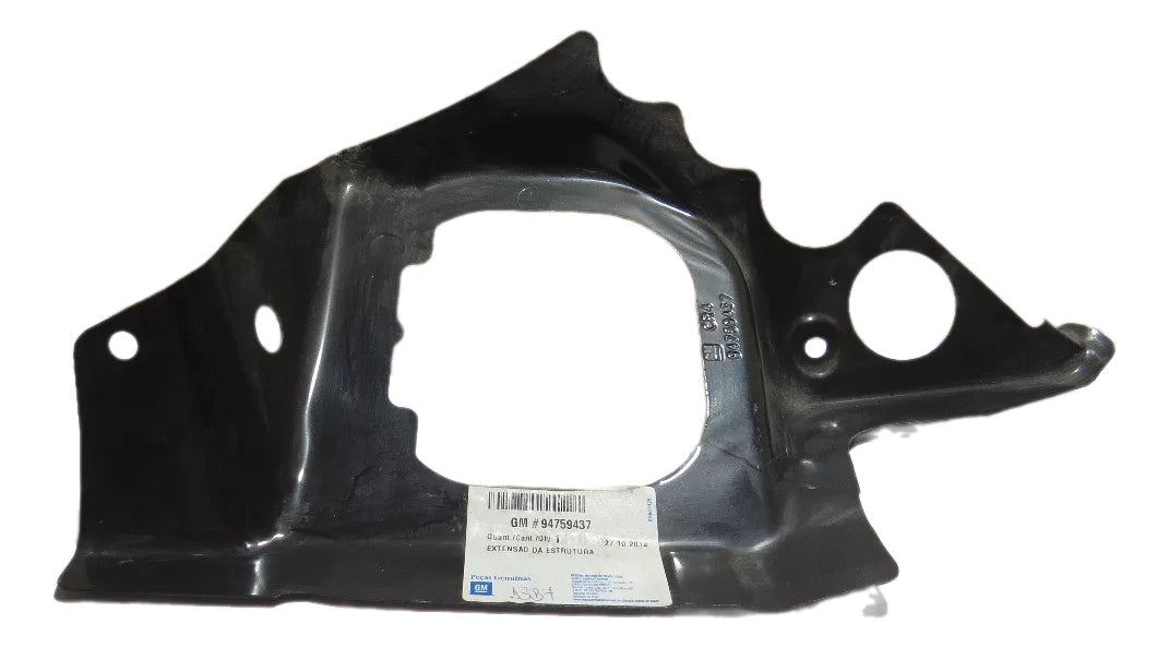 Extensão do Alojamento da Lanterna Traseira Direita Onix 2013/2019 Original GM 94759437