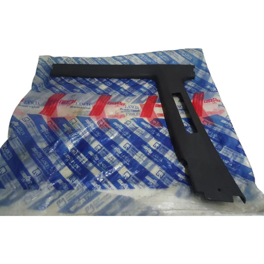 Moldura Superior Coluna Central Lado Esquerdo – Fiat Tempra