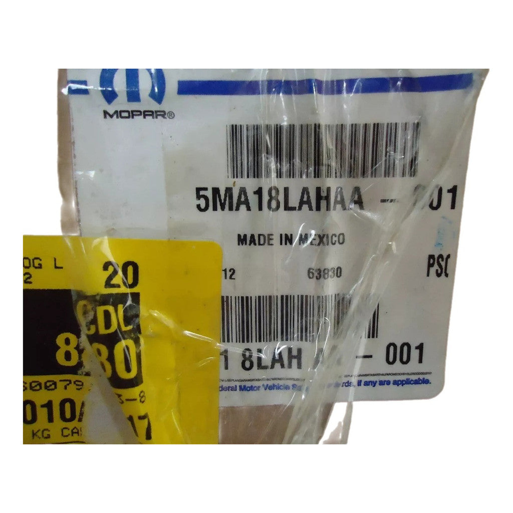 Moldura Lanterna Traseira Dodge Ram 2014 a 2018 Original 5MA18LAHAA