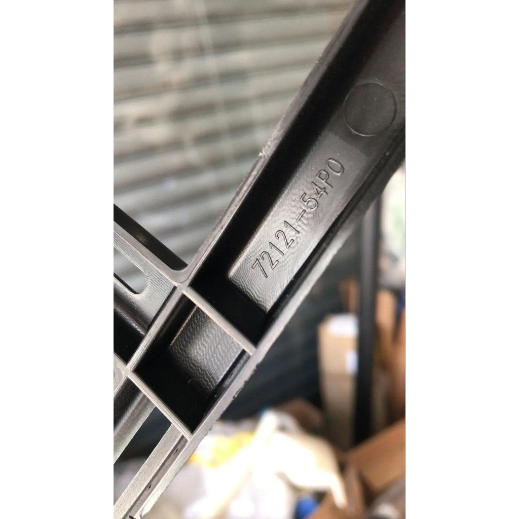 Suporte Grade Dianteira Suzuki Vitara 2017 2018 Novo Original 7212154p0