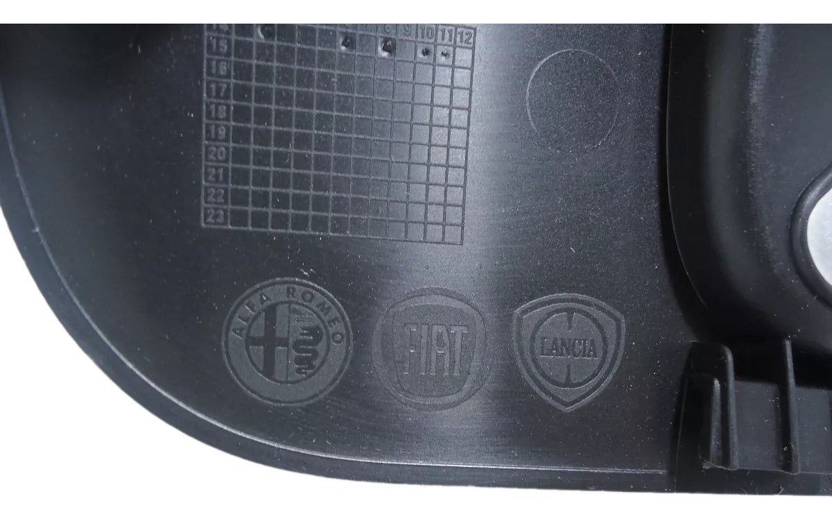 Moldura Acabamento Interno do Teto Fiat Uno 2015/2021 Original 100222058