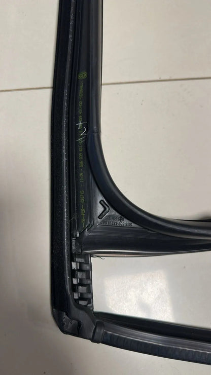 Canaleta Trilho Borracha Porta Traseira Ld Golf Original