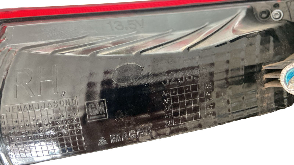 Lanterna Traseira Direita Usada Onix 2020/2025 Original GM 26393726