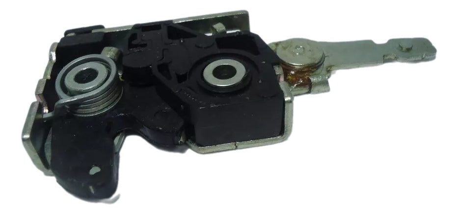 Dispositivo Bloqueio Banco Traseiro Lado Direito Punto 2008/2012 Original Fiat 46990485
