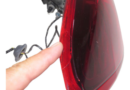 Lanterna de Freio Traseira Esquerda Onix B Sedan LT 2020/2022 Original GM 26337496