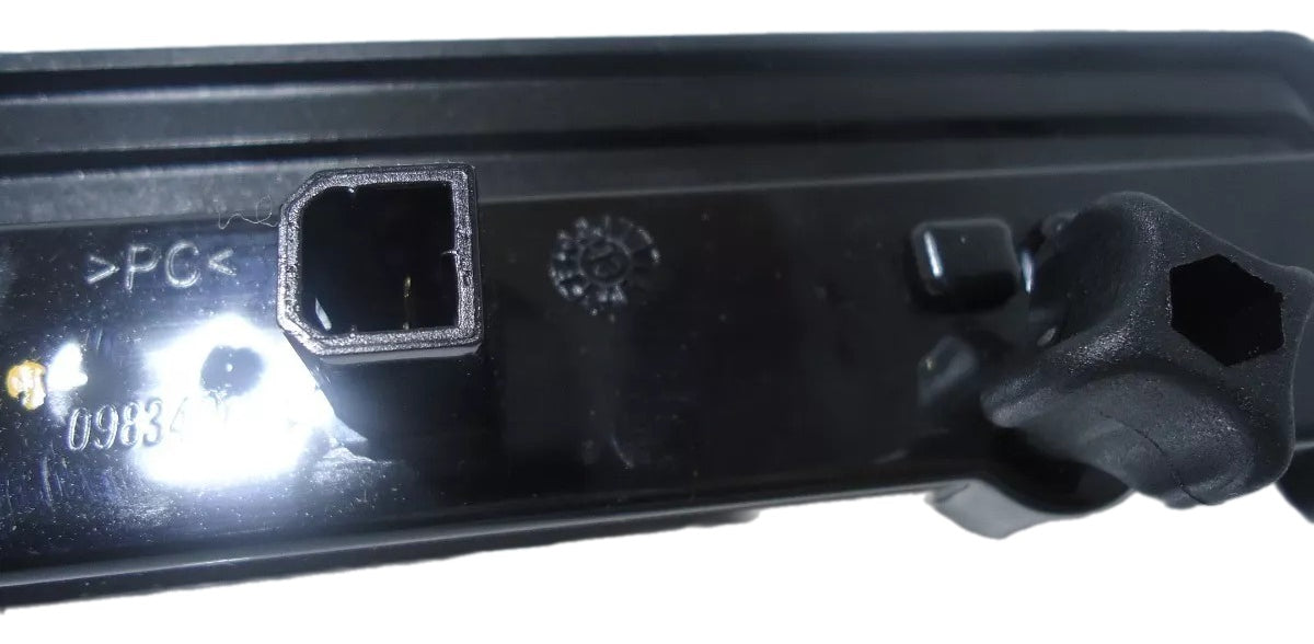 Brake Light Luz Freio Linea 2009/2016 Original Fiat 735442348