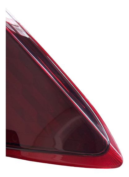 Lanterna Traseira Direita Usada Onix 2020/2025 Original GM 26393726