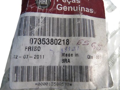 Friso Lateral Traseiro Lado Direito Strada 2004/2013 Original Fiat 735380218
