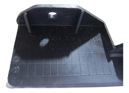 Defletor de Ar do Pneu Dianteiro Direito Onix Joy 2017/2018 Original GM 52102777