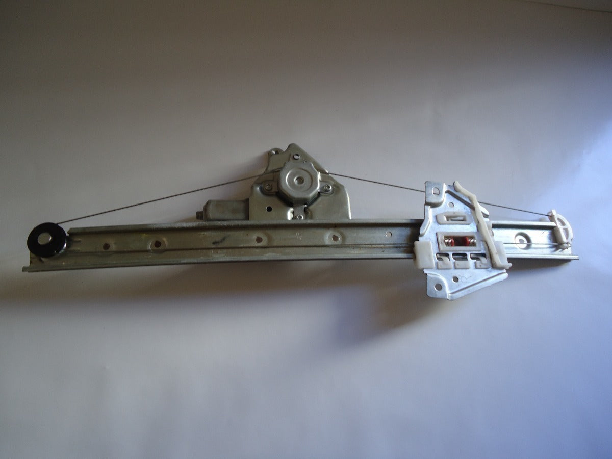 Máquina de Vidro Porta Traseira Direita Grand Vitara 2005/2016 Original Suzuki 8350165J01
