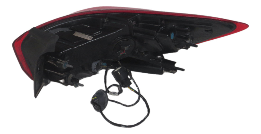Lanterna de Freio Traseira Esquerda Onix B Sedan LT 2020/2022 Original GM 26337496