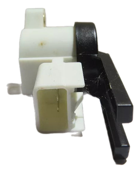 Sensor Posição Pedal Embreagem Tracker 2013/2014 Original GM 13589103