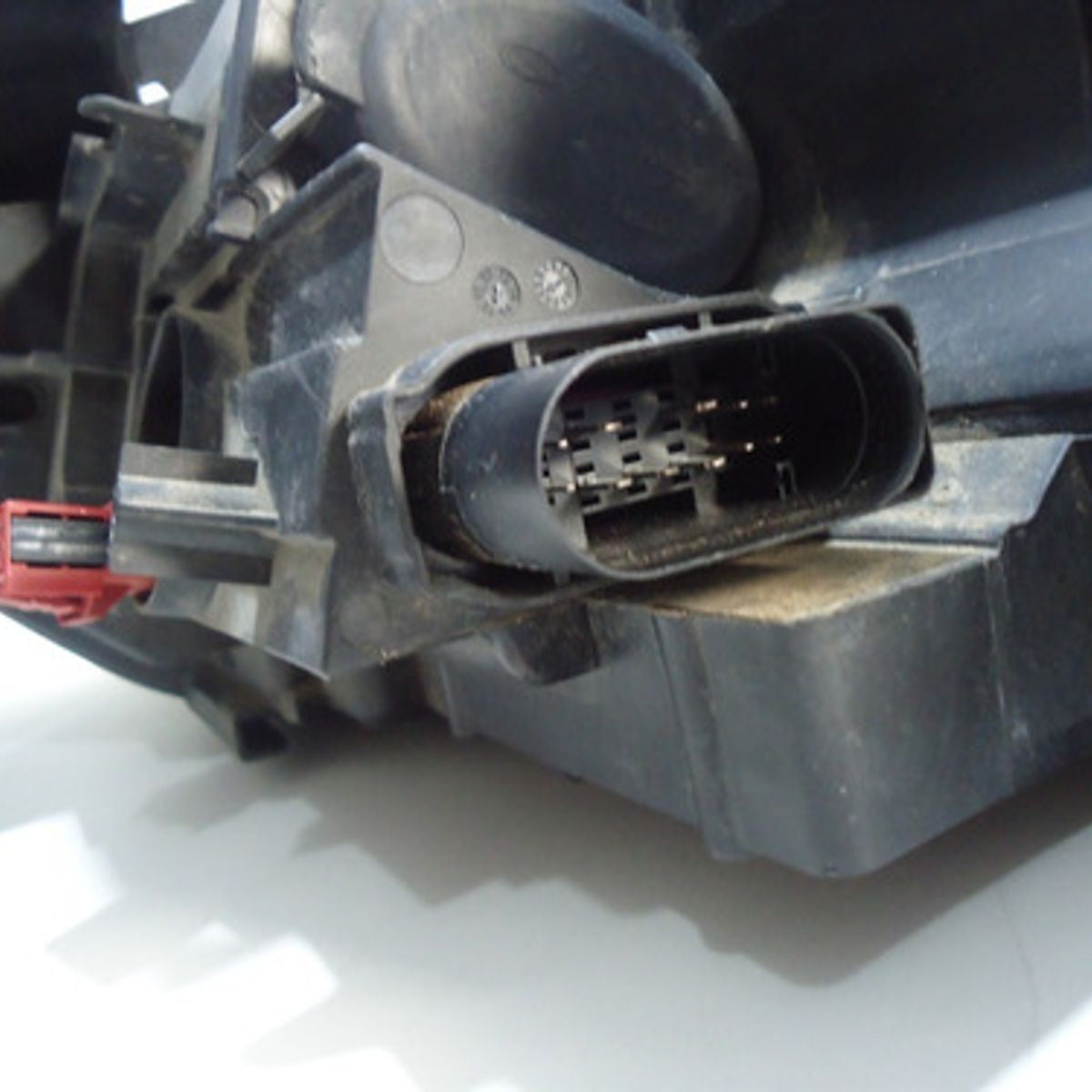 Farol Lado Direito Audi Q3 2011/2014 Original 8U0941044