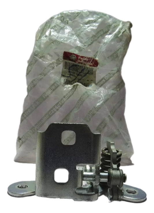 Dobradiça Inferior Porta Traseira Lado Direito Freemont Journey 2011/2016 Original Fiat K0567938AE