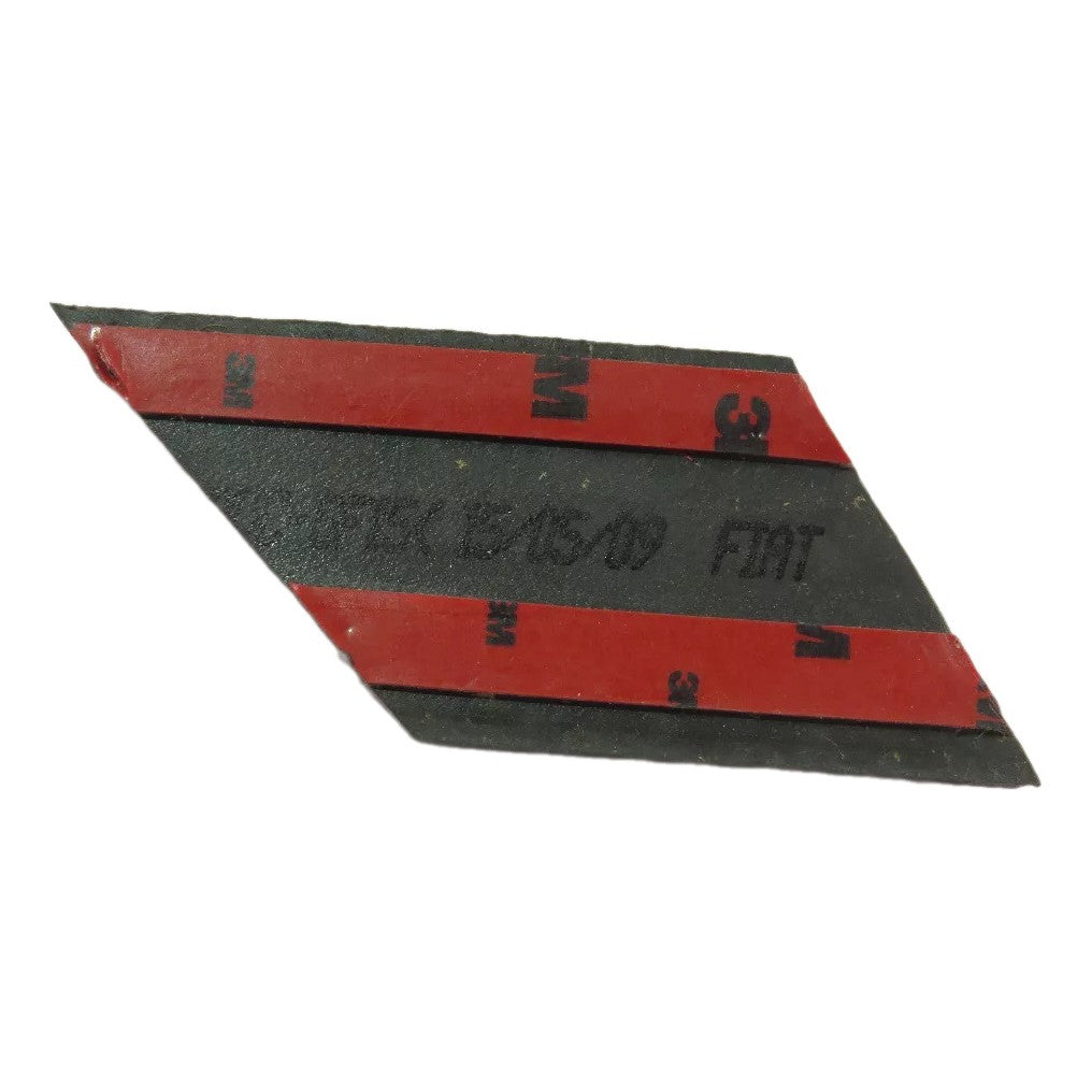 Friso Pequeno Porta Traseira Lado Esquerdo Fiat Uno Mille 2004 a 2013 Original Fia 100184546