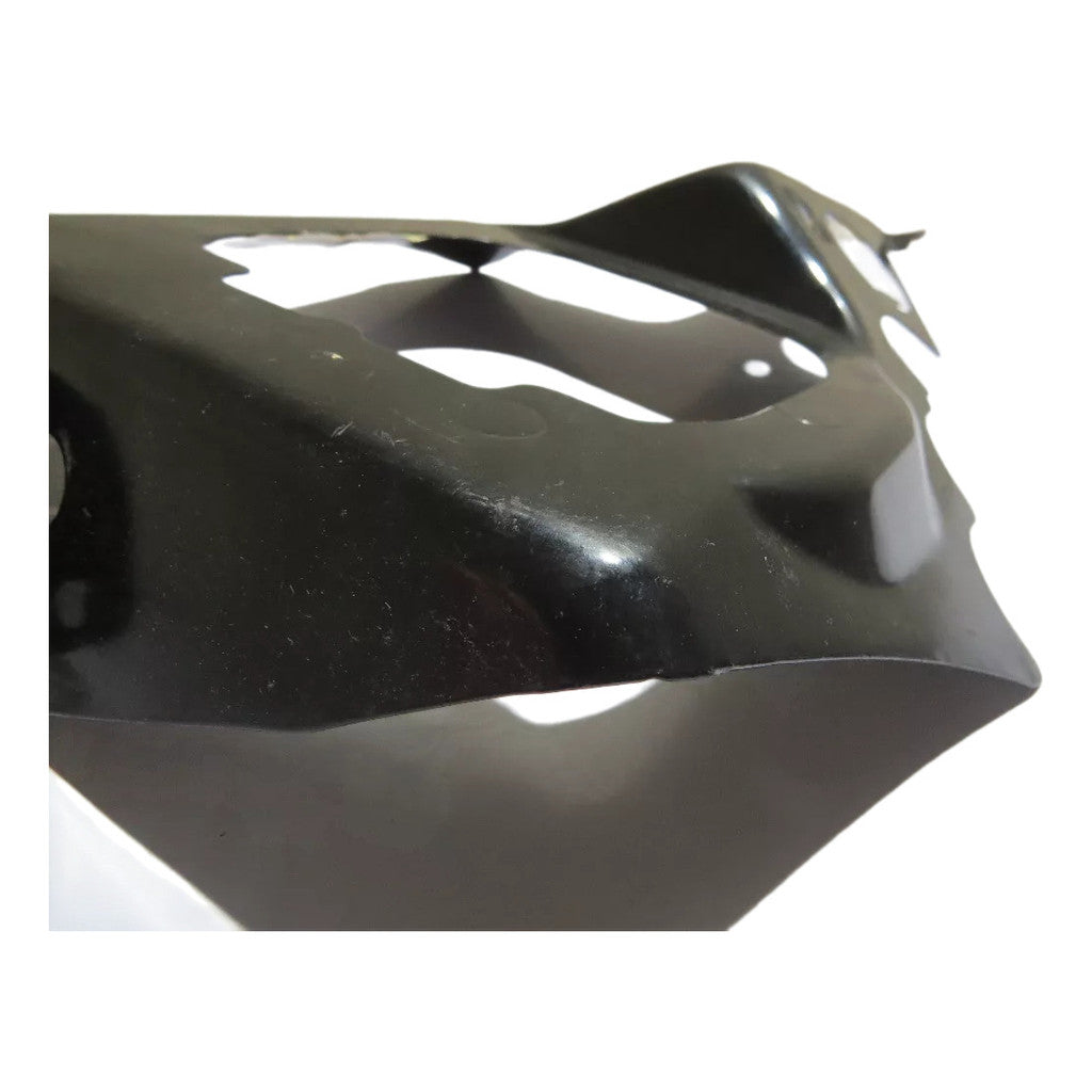 Extensao Alojamento Lanterna Traseira Lado Direito GM Onix Original 94759437