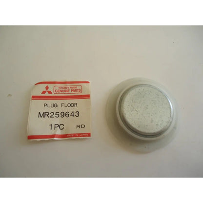 Plug Tampa Selo Assoalho Pajero 95/00 Original Mitsubishi MR259643