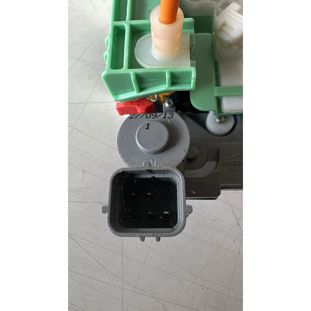 Fechadura Porta Traseira Lateral Fiat Punto 2013 a 2017 51878895