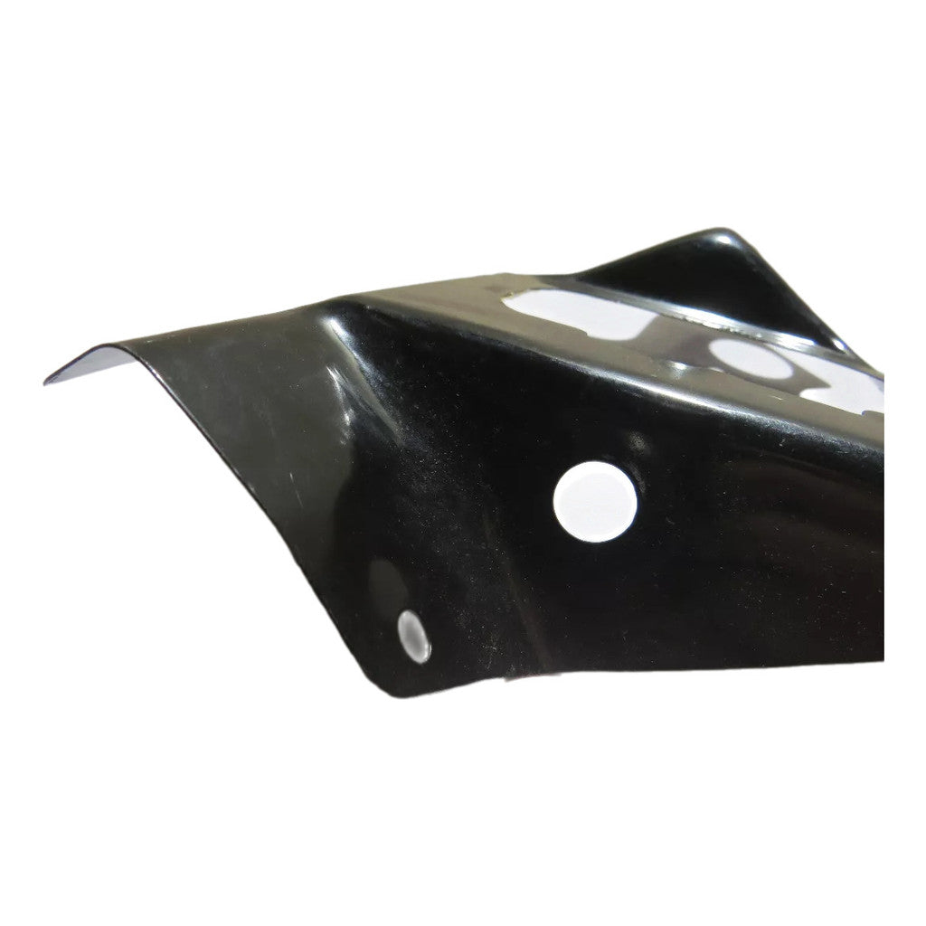 Extensao Alojamento Lanterna Traseira Lado Direito GM Onix Original 94759437