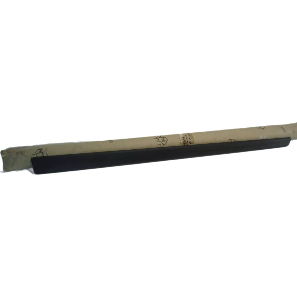 Friso Porta Dianteira Direita Fiat Punto 2008 a 2012 Original 50901899