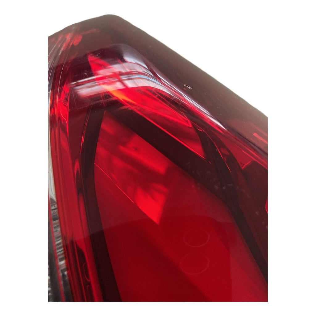 Lanterna Traseira Esquerda GM Tracker 2019 a 2025 Original 26344410