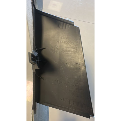 Moldura Acabamento Coluna Direita Para-brisa Fiat Punto Linea 100174438