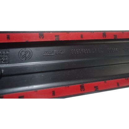 Friso Porta Dianteira Direita Fiat Punto 2008 a 2012 Original 50901899
