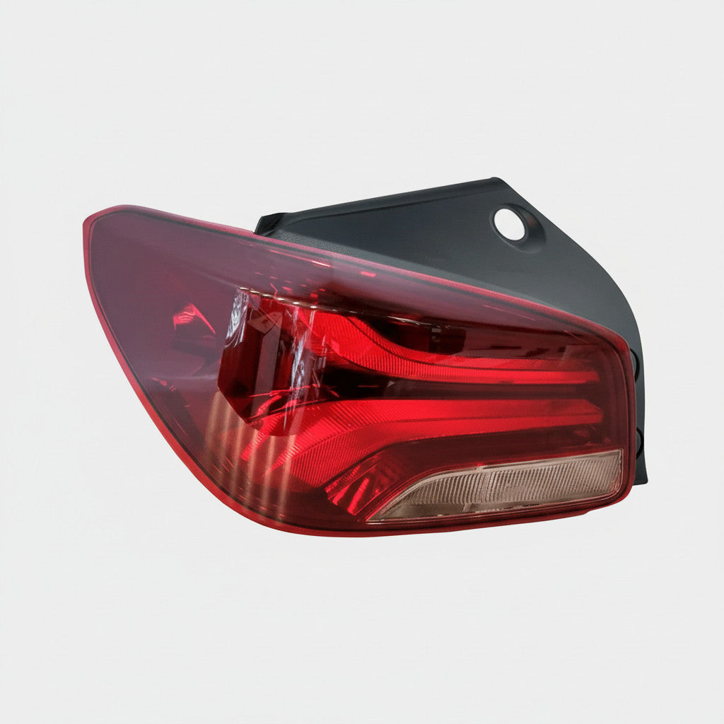 Lanterna Freio Traseira Esquerda – Chevrolet Onix