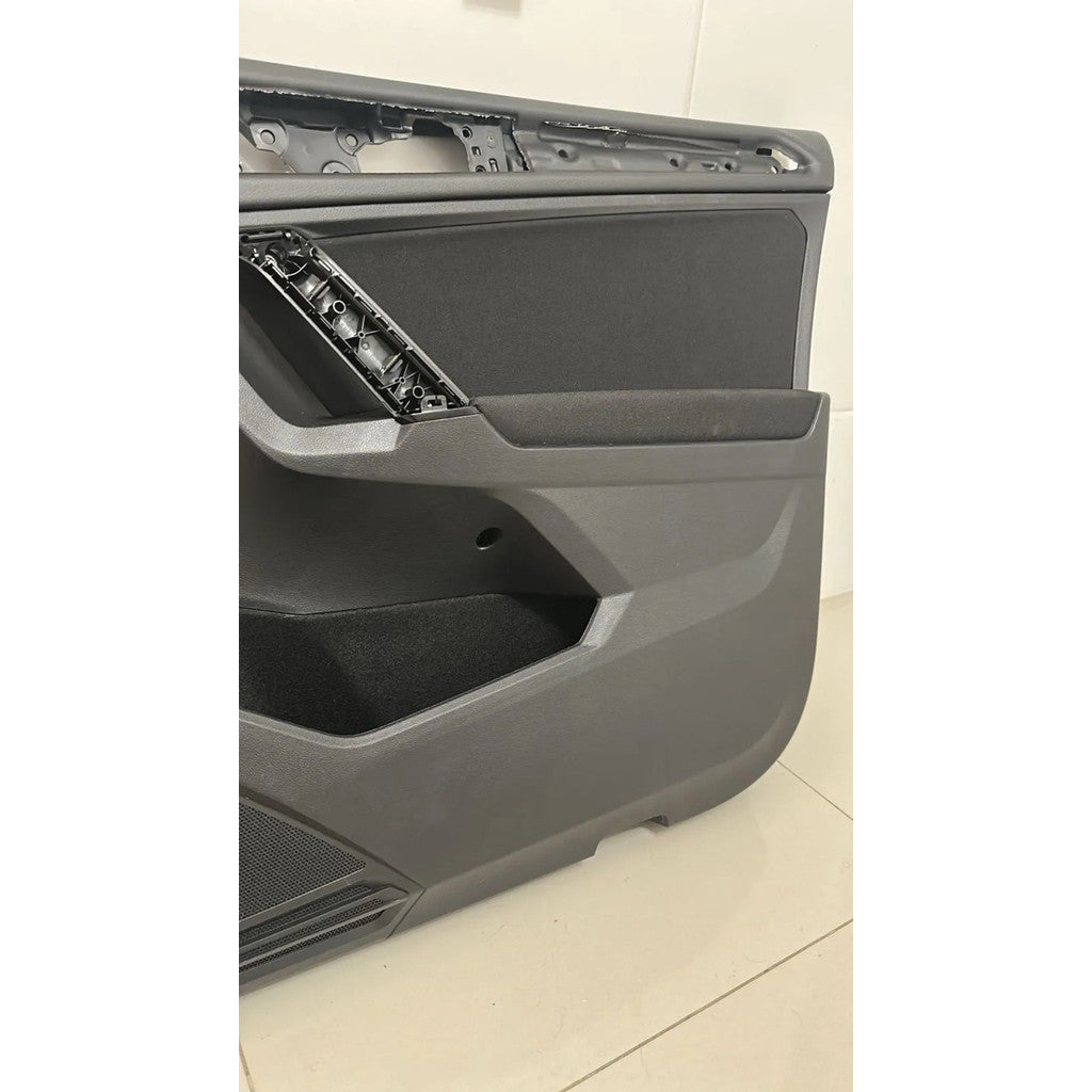 Forro da Porta Dianteira Direita VW Tiguan 19 Original 19702232101
