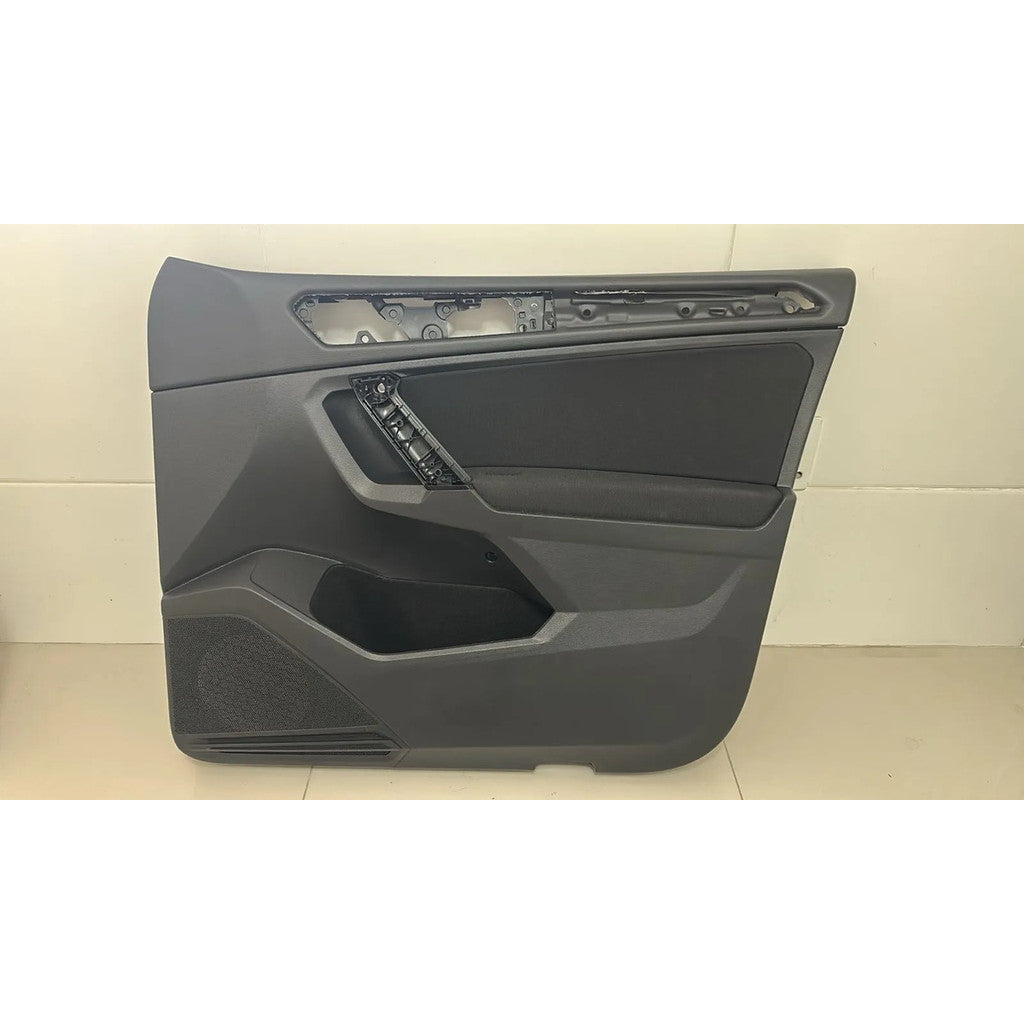 Forro da Porta Dianteira Direita VW Tiguan 19 Original 19702232101