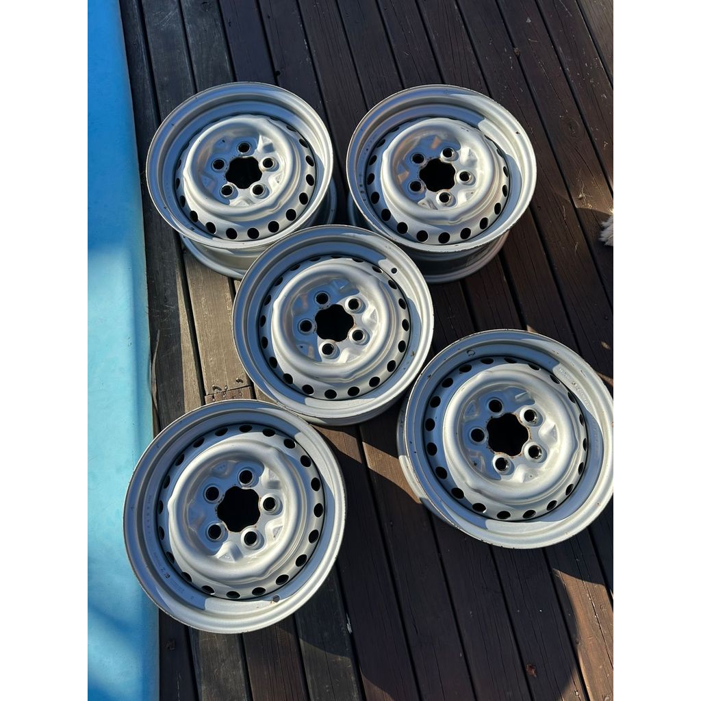 Jogo Rodas Kombi VW Original Nova 1997 2014 Raridade