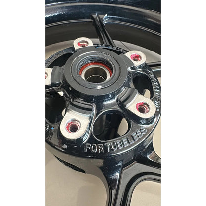 Roda Dianteira Detalhe – Kawasaki Versys