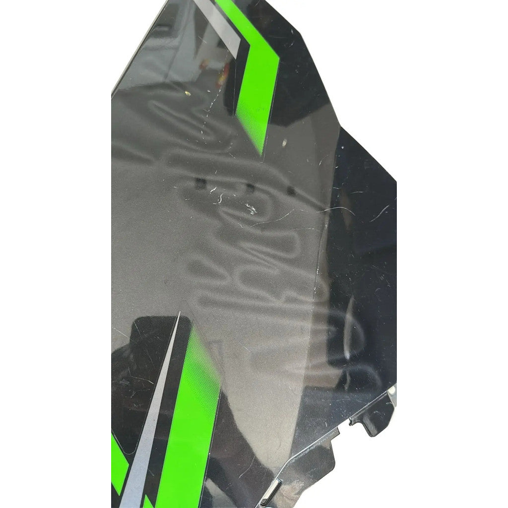 Carenagem Lateral Sup Esquerda – Kawasaki Ninja