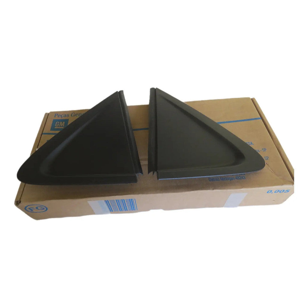 Par Moldura Acabamento Retrovisor GM Onix 2020 a 2022 Original